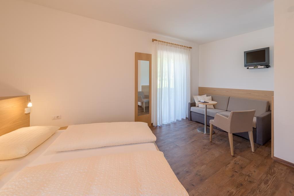 Pension Etschblick B&B Frangarto Exterior foto